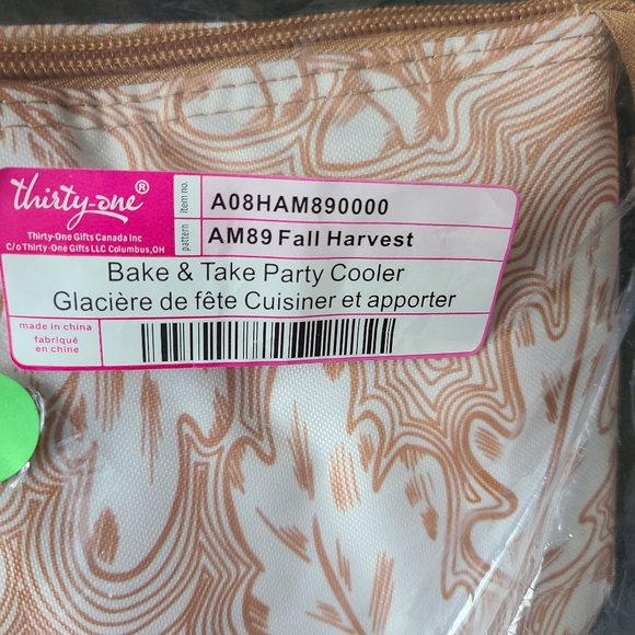 Thirty-one Bake and Take Party Cooler - Picture 2 of 8